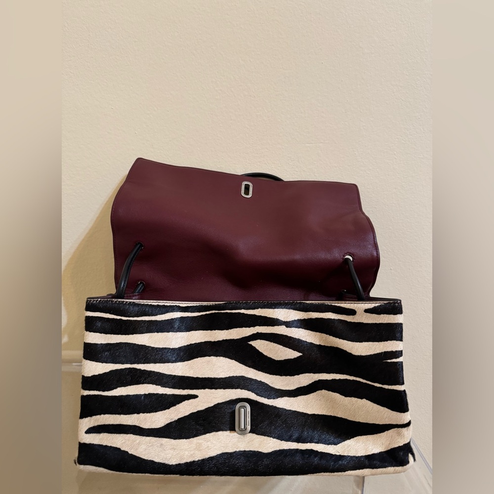 Marc Jacobs The Zebra Haircalf Large Dual Bag Black Cream - Picture 9 of 15